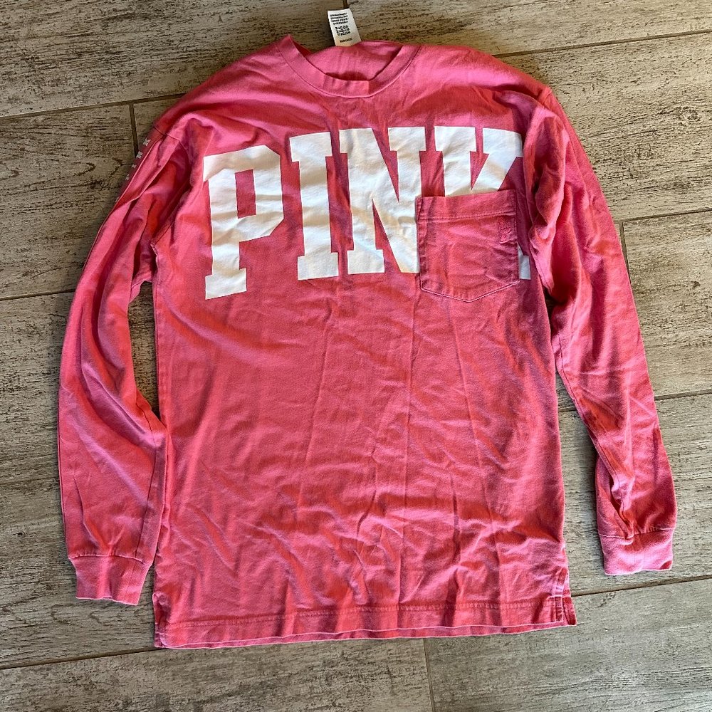 PINK Logo Long Sleeve Pocket Top